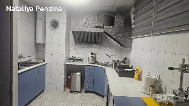 Продава се триетажна сграда в гр. Гълъбово , снимка 12 - Къщи - 51089717