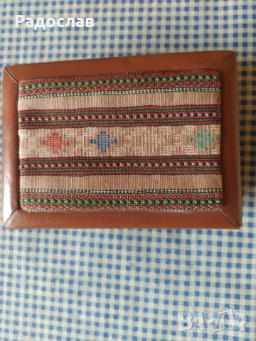 стара кожена кутия за бижута 