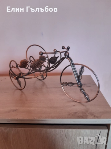 Стойка (поставка) за бутилка колело (триколка), ръчно изработена , снимка 2 - Декорация за дома - 52927930