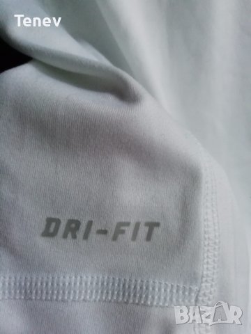 Nike Dry-Fit оригинална дамска спортна фланелка тениска S размер , снимка 4 - Тениски - 38829887