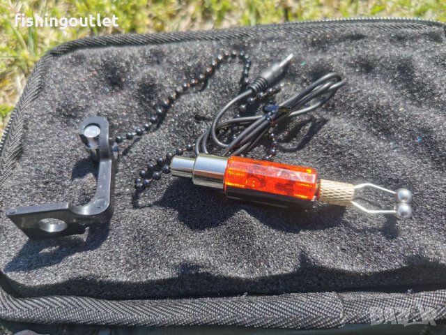 Комплект 4 бр светещи обтегача в луксозен твърд калъф, снимка 4 - Такъми - 32752931