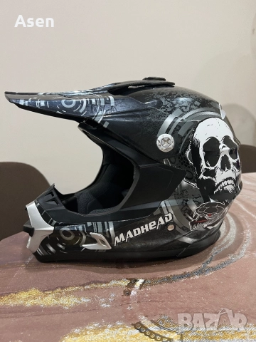 Кросова каска Madhead