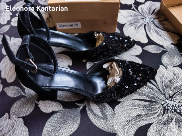 Официални сандали с пайети