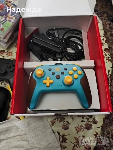 Nintendo Switch OLED хакнат +256gb Карта +джойстик, снимка 5 - Nintendo конзоли - 52771967