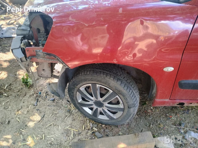 Ляв калник Peugeot Partner I 2006 година , снимка 2 - Части - 50837568