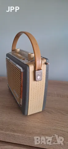 Радио Blaupunkt Derby, Германия, снимка 4 - Радиокасетофони, транзистори - 49604683