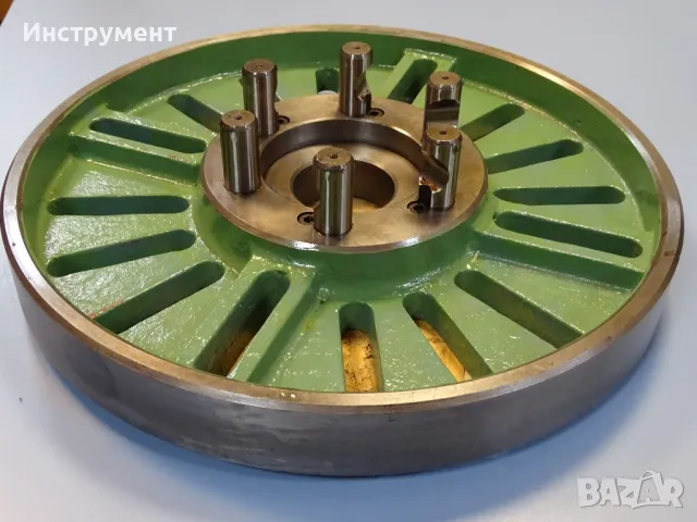 Планшайба за струг Ф 410mm "Record" DDR, снимка 3 - Резервни части за машини - 49257185