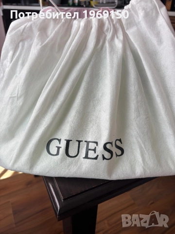 Оригинална чанта на Guess , снимка 7 - Чанти - 51785308
