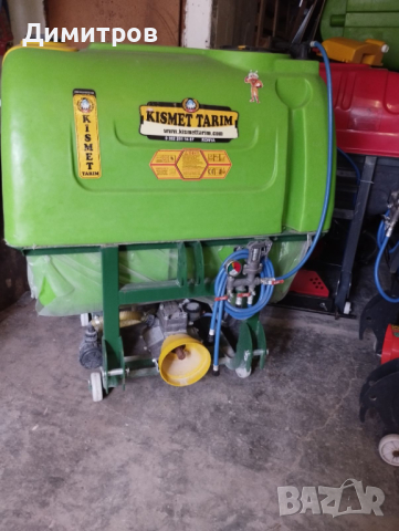 Навесна пръскачка, снимка 2 - Селскостопанска техника - 13479734