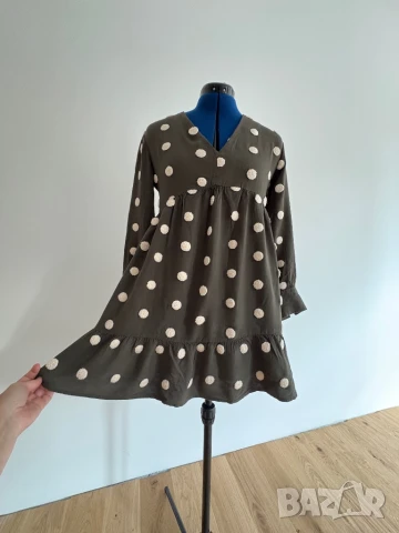 Зелена рокля с мъхеста точкова шарка, размер S/M