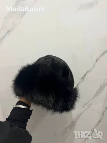 Дамски зимни шапки Различни цветове 