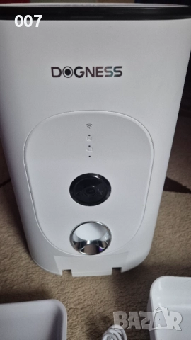 Dogness F15 Smart диспенсър за храна с камера и пластмасова купа, Wi-Fi, 4L, бял, снимка 3 - За котки - 52864808