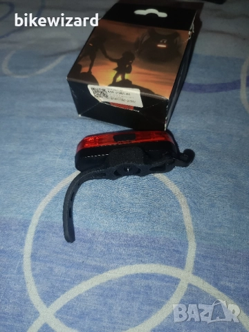 Led стоп с  презареждаща батерия  за велосипед НОВ , снимка 2 - Аксесоари за велосипеди - 52669362