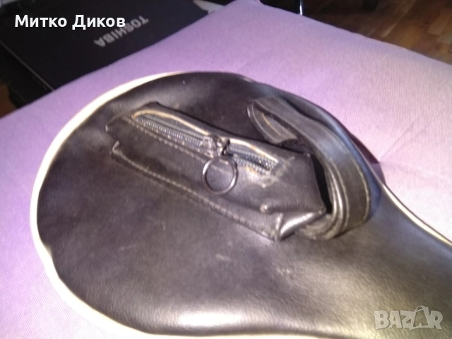 Маркова хилка с кожен калъф обратна страна трева Schildkrot Olympia Backside, снимка 14 - Тенис - 51515115