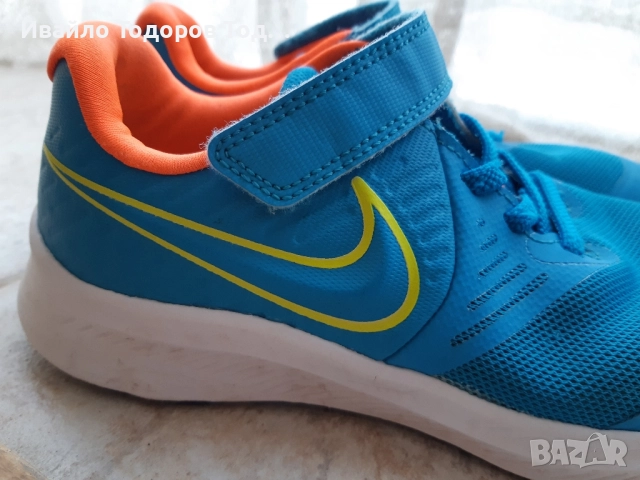 Детски маратонки NIKE , снимка 2 - Детски маратонки - 51857356