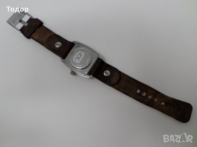 Дамски кварцов часовник DIESEL със стоманена каса, снимка 7 - Дамски - 28113549