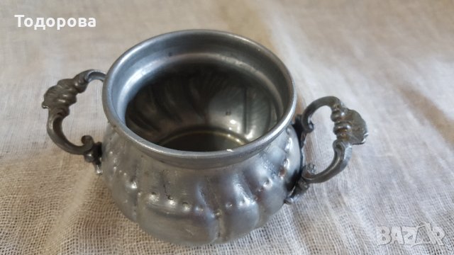 Метален съд, снимка 2 - Антикварни и старинни предмети - 28226711