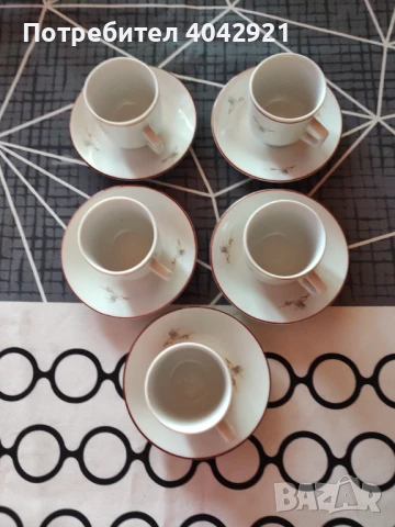 Чашки за кафе ,чинийки и каничка за мляко, снимка 6 - Чаши - 50771337