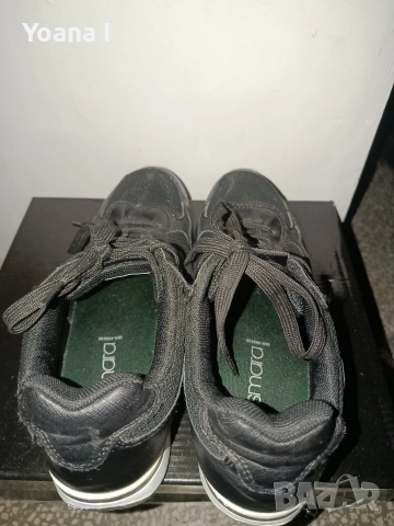 Черни дамски маратонки, снимка 2 - Маратонки - 52594945