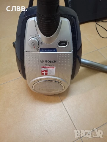 Продавам прахосмукачка BOSCH