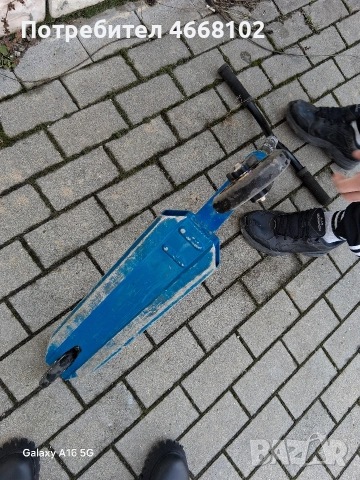 Употребявана тротинетка Slamm, снимка 5 - Скейтборд, ховърборд, уейвборд - 53442492