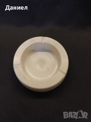 Мраморен пепелник , снимка 2 - Антикварни и старинни предмети - 53398023