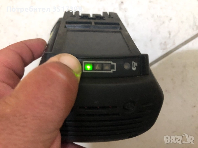 Батерия Bosch 36 V , снимка 2 - Бормашини - 51683493