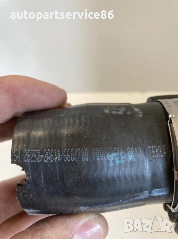 Воден Маркуч Тръба за KIA Venga 1.4 CRDi (2012), снимка 2 - Части - 53442823