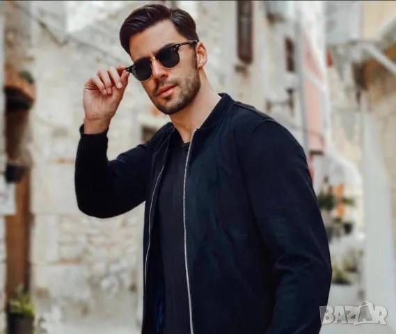 очила с калъф ray ban , снимка 15 - Слънчеви и диоптрични очила - 50354730