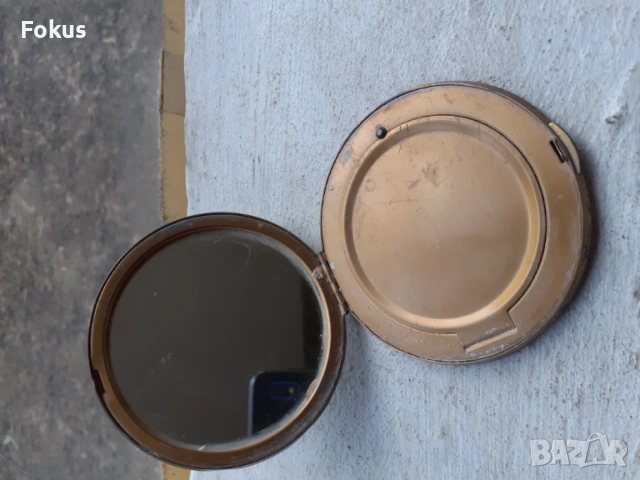 Стара бронзова пудриера, снимка 5 - Антикварни и старинни предмети - 53388688