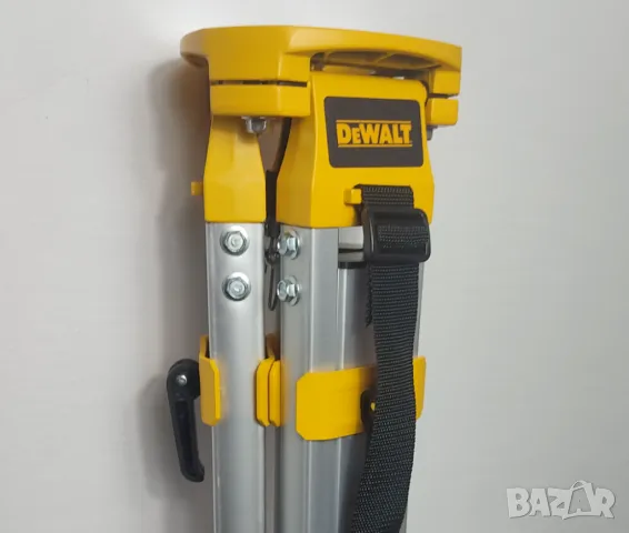 DeWALT НОВА солидна алуминиева тринога трипод статив до 173см, 5/8", за тотална станция, нивелир, снимка 2 - Измервателни инструменти - 48505364