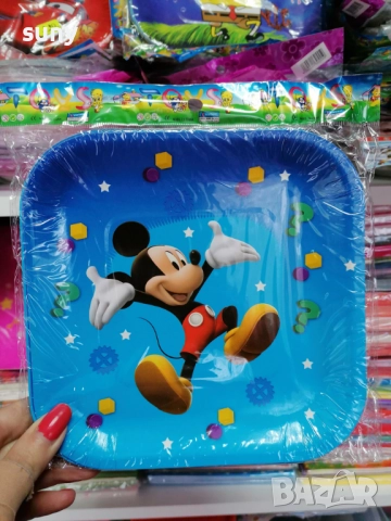 Парти чинийки Мини Маус, чашки, салфетки, шапки, свирки, балони,играчки, снимка 5 - Други - 51897618