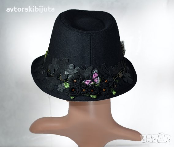 ⚜️ Дамска шапка в черно с декорации №3074, снимка 5 - Шапки - 38099136