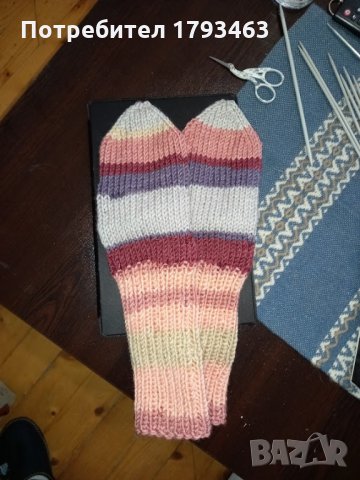 Детски ръчно плетени чорапи , снимка 1
