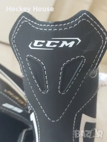 Кънки за Хокей на лед CCM 52 size 35, снимка 3 - Зимни спортове - 48930044