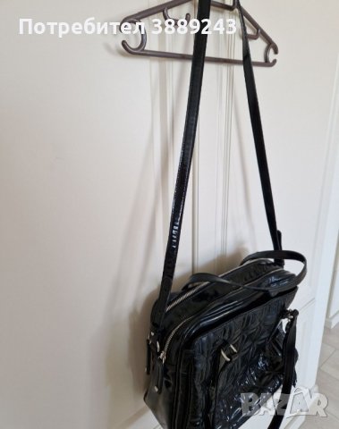 Дамска оригинална чанта Версаче , снимка 3 - Чанти - 43309424