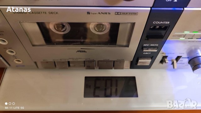 Продавам качествен касетофон JVC PC-3 , снимка 3 - Радиокасетофони, транзистори - 43436903