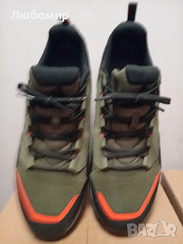 Маратонки Adidas номер 46, снимка 3 - Спортни обувки - 53126857