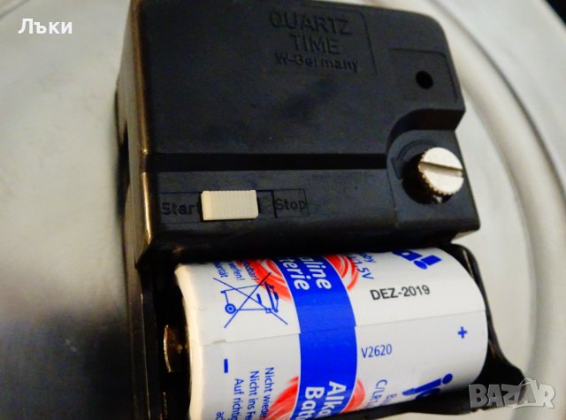 Стенен часовник от калай,W.Germany. , снимка 7 - Антикварни и старинни предмети - 43940919