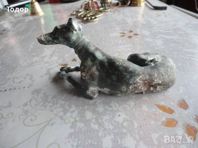 Малка бронзова пластика куче хрътка 19 век , снимка 11 - Колекции - 39947376