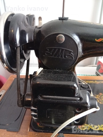Руска шевна машина, снимка 3 - Шевни машини - 52027586