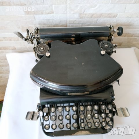Стара пишеща машина Adler Mod.7 - Made in Germany - 1939 година - Антика, снимка 8 - Антикварни и старинни предмети - 30314367