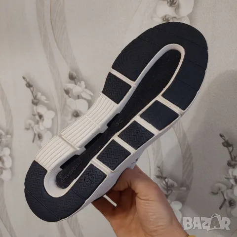 Маратонки On Cloud The Roger номер 44  и 45, снимка 4 - Маратонки - 49785379