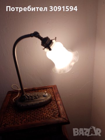 Настолна лампа от стъкло и метал, Австро-Унгария, началото на 20-ти век, снимка 6 - Настолни лампи - 43100483