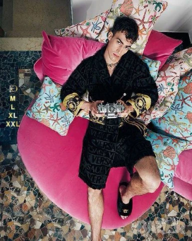 халати versace , снимка 2 - Хавлиени кърпи - 50857027