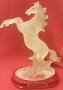 Стъклена статуетка на кон, снимка 1 - Статуетки - 43571529