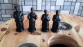Пластмасови фигури за шах имат забележки и липси, на бялите липсва царя и на една пешка няма глава, , снимка 3