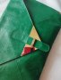 Дамски клъч насителн зелен цввят и метални орнаменти, снимка 1 - Чанти - 38081458