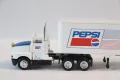 HERPA H0 1/87 KENWOOD USA КАМИОН ТИР PEPSI МОДЕЛ КОЛИЧКА, снимка 2