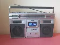 Hitachi TRK 8210E- Радиокасетофон 1981 , снимка 2